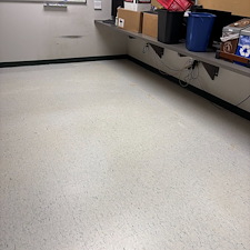 VCT-Stripping-and-Waxing-in-Youngstown-Ohio-Commercial-Floor-Restoration-by-Eco-King 10