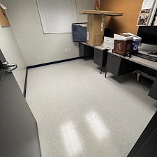 VCT-Stripping-and-Waxing-in-Youngstown-Ohio-Commercial-Floor-Restoration-by-Eco-King 8